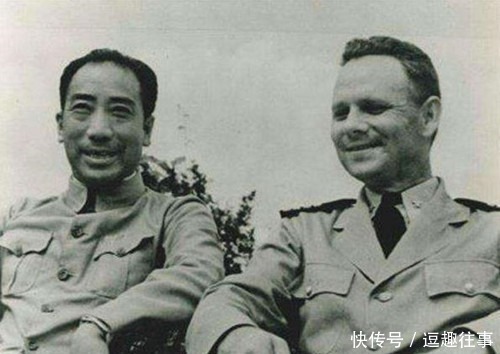 7张名人罕见合影照:戴笠、梅乐斯都在笑,梦露和英女王气质迥异