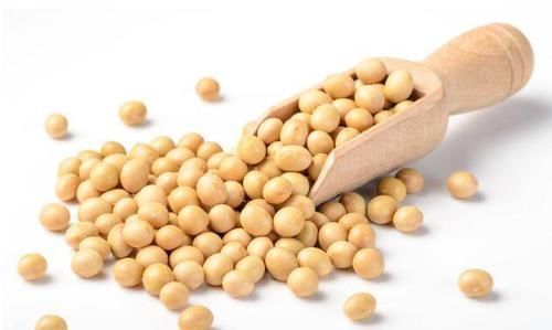 食物|女人若有5种表现，暗示体内雌激素不足，多吃3种食物，可补充