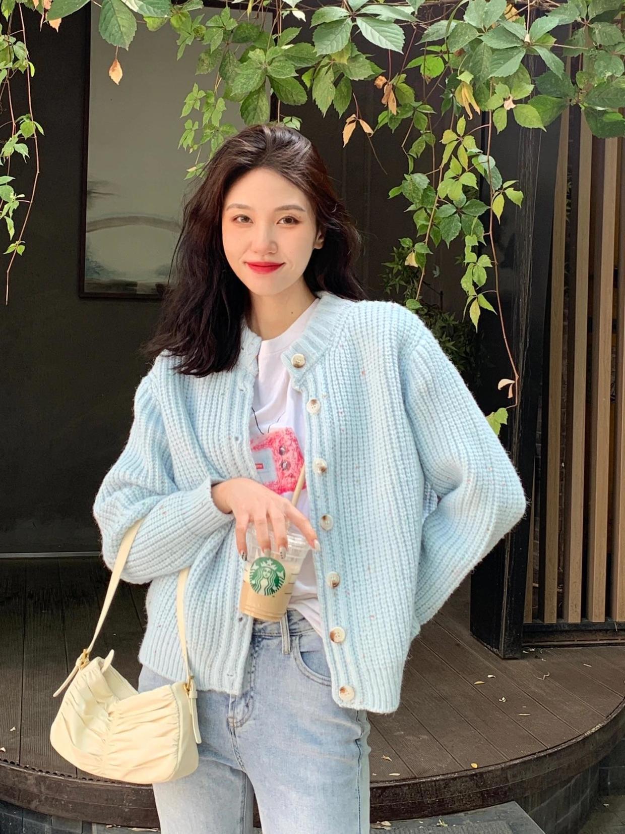 冬季 冬季穿搭没头绪?试试这些温柔甜美的开衫吧,保暖舒适又有气质感