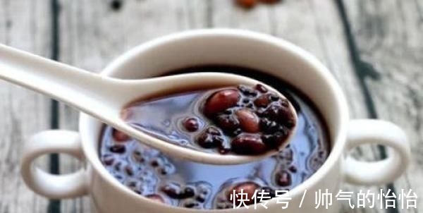 阿司匹林|花生和它一起吃,胜过“阿司匹林”,清洁血管防血栓,血压悄悄降