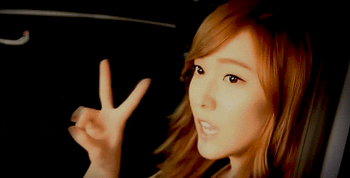 |搞笑GIF:一开门就碰到财神爷,今天要发财了吗