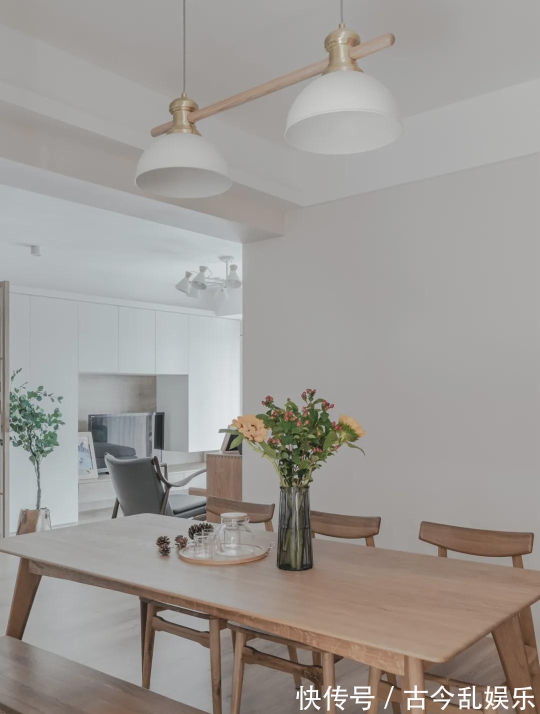 齐家云云|实用132平现代简约木色调三室，趣味，简约，原木