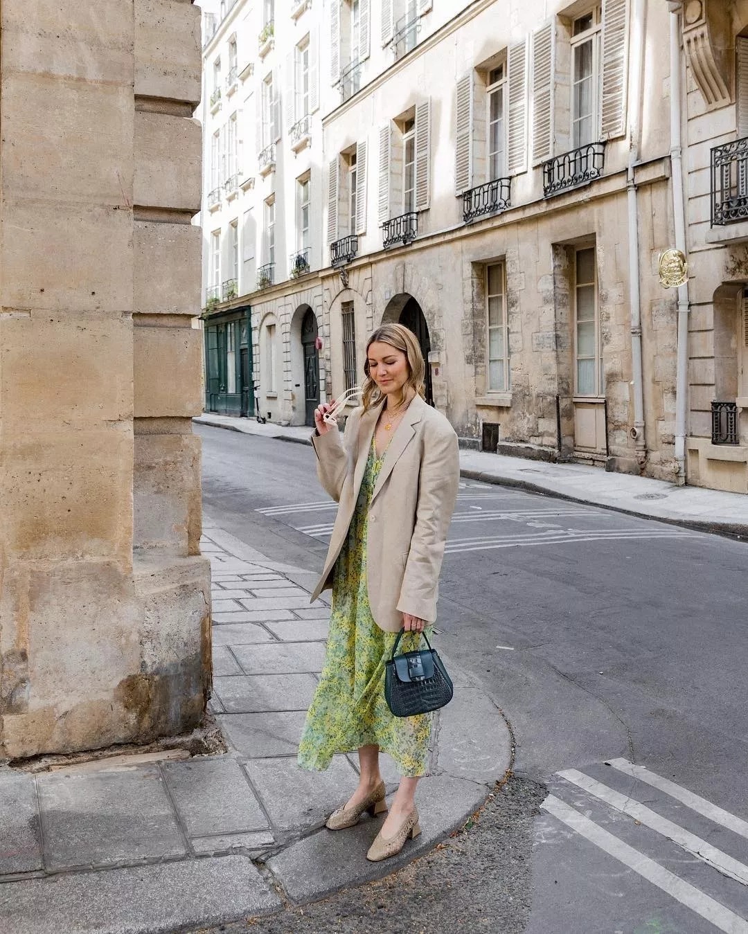 西装+裙子=早秋最in穿法，好看爆了！