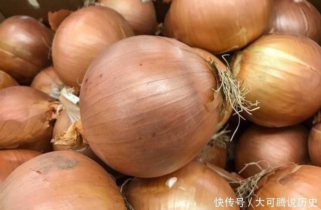 槲皮素|买洋葱，紫皮白皮哪个好！老菜农说漏嘴，2种区别大，别再买错了