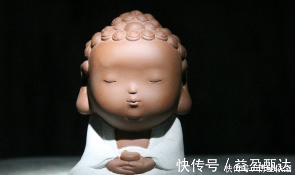 人生|一位高僧说：若想摆脱人生困境，就别在这两个地方犯错，要小心