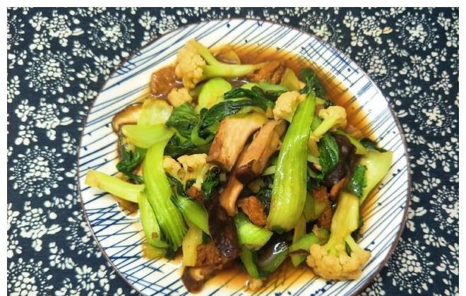 美味|秋天,3素1荤做家常美味,鲜嫩可口,家人特别爱吃