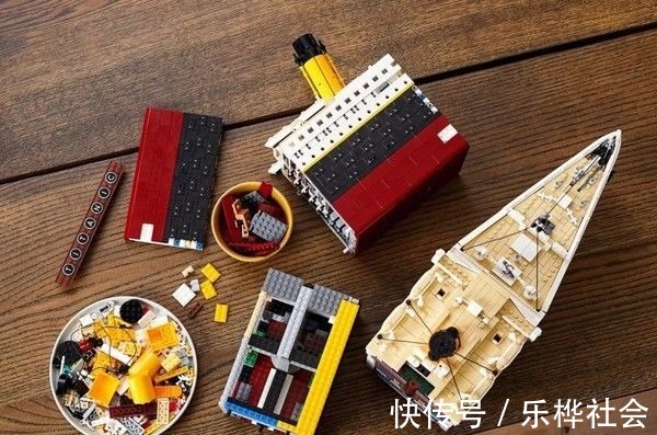 泰坦尼克号|史上最长套装!乐高正式发布10294泰坦尼克号!9090颗粒售价5499元!