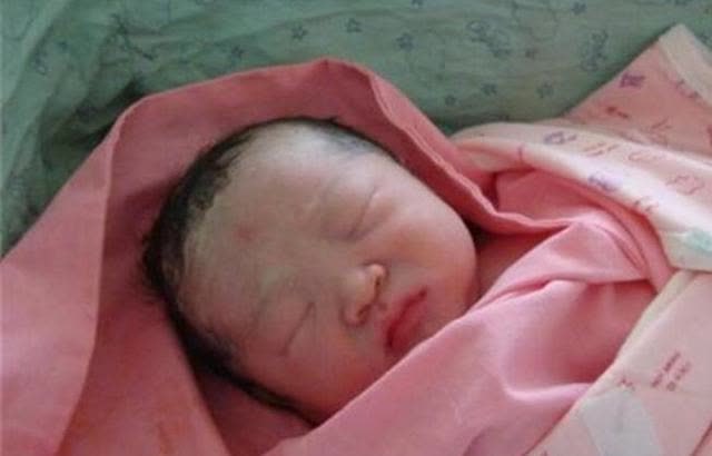 胸腔|为什么新生儿一出生就要哭?不哭还要被打哭?看完再也不心疼娃了