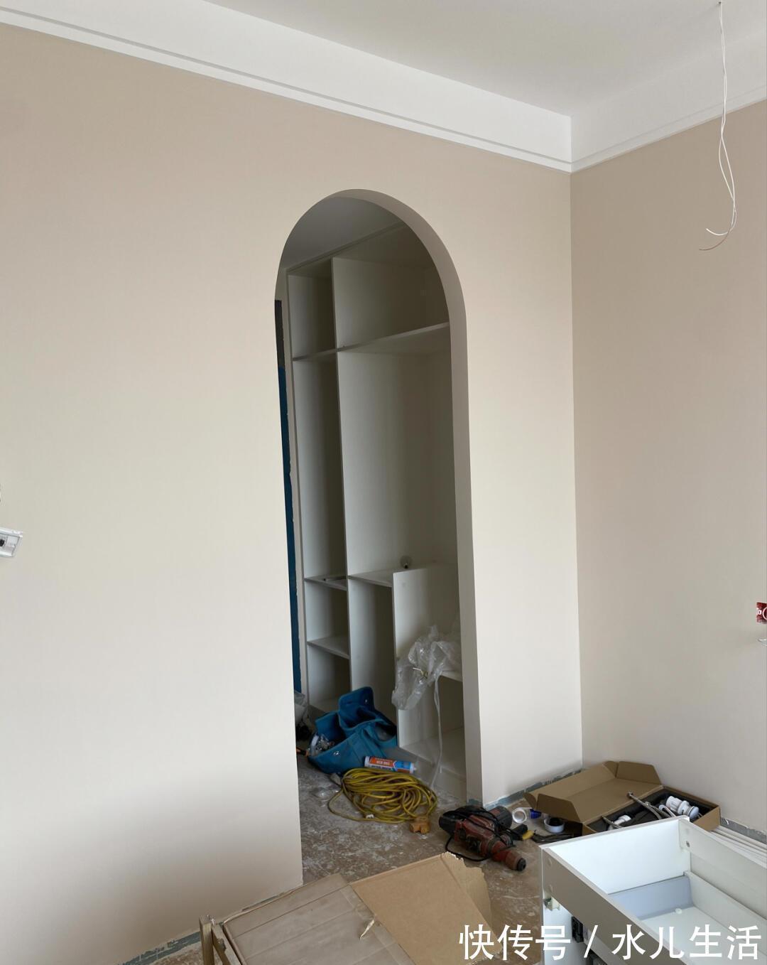 开裂|为什么装修要尽量选春天动工？这就是你家墙面、柜子开裂的原因了