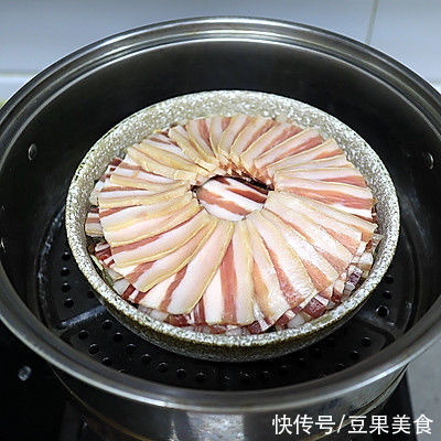 #我心中的冬日限定# 腊肉蒸雪里蕻