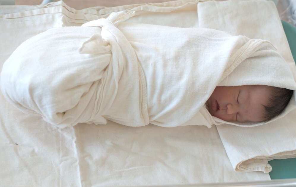 外国|为啥中国孩子那么多“罗圈腿”,外国孩子却很少,这些坏习惯要改