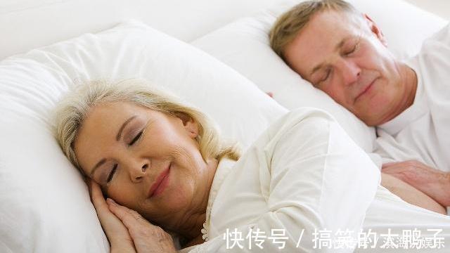 长寿老人|132岁老人抽烟喝酒不运动,他说长寿很简单:做好3事,不碰1物