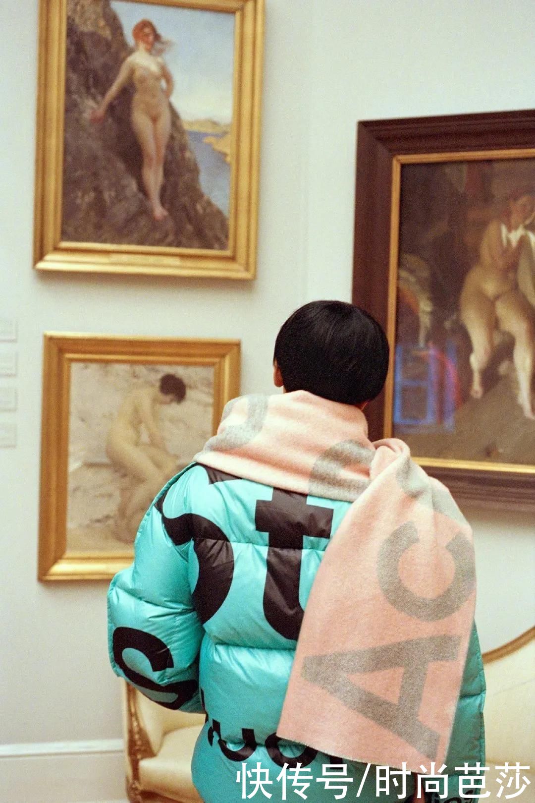  围巾|会挑围巾的女孩，衣Q不会太低，比如Jennie