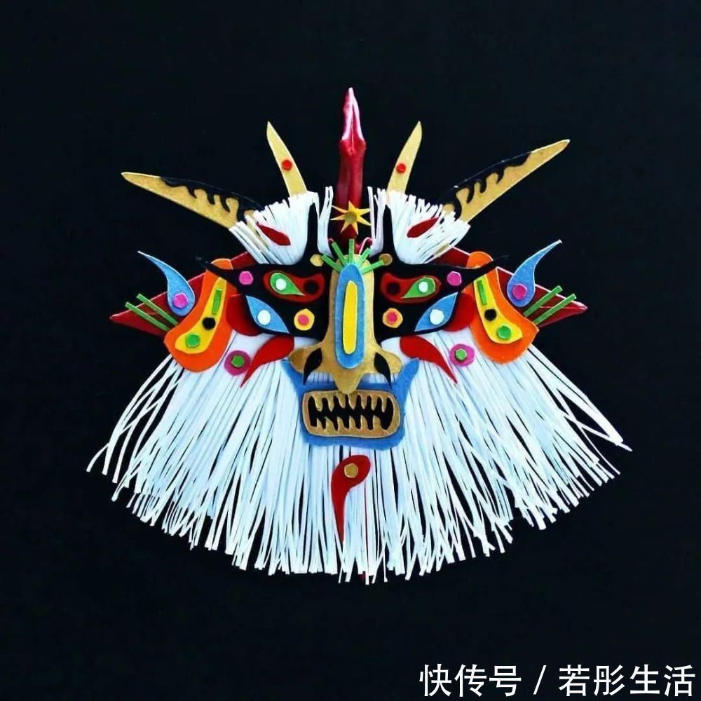 翅膀$抑郁小哥把一只2毛钱的千纸鹤折成了我买不起的样子,不但病好了还年入百万