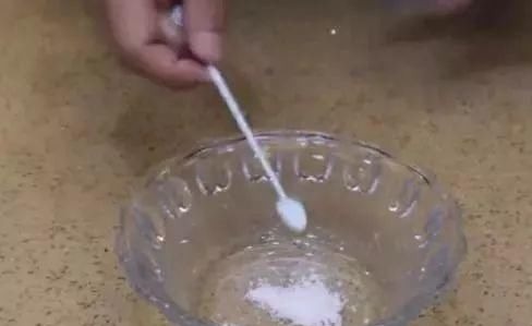 白醋|洗衣粉倒进白醋,别提多厉害了,解决家里不少烦恼事,抓紧试试!