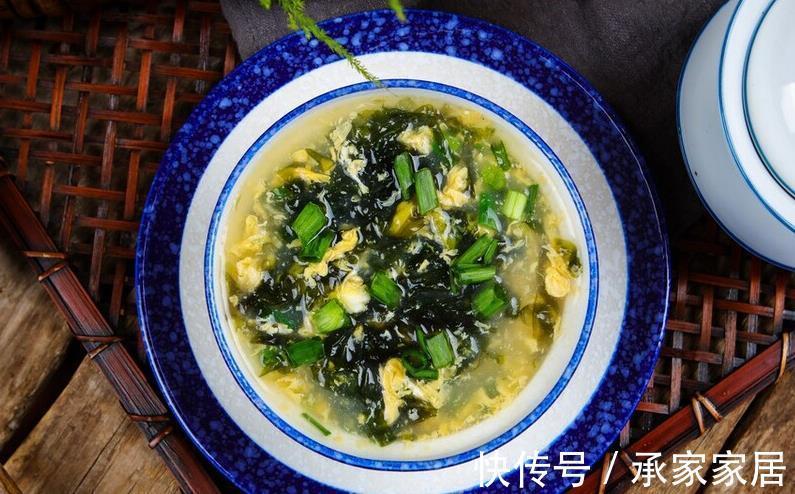 虾皮|做紫菜汤，直接下锅煮是外行，记得多做1步，紫菜汤鲜美又香浓