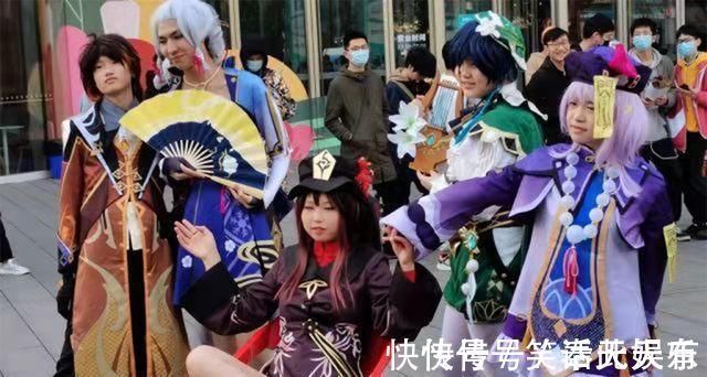 cospl原神：如果cos有段位，青铜、白银亮瞎眼，女主的COS才是王者！