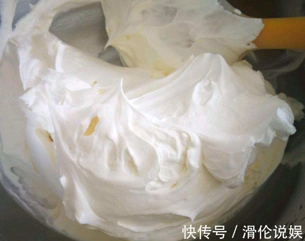 生日蛋糕|教你用牛奶做奶油，健康美味，2分钟学会，再也不用出去买了
