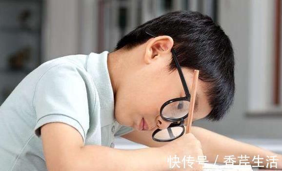 家长们|毁掉一个孩子最快的方式,就是在这4件事上放纵孩子,尤其第3件