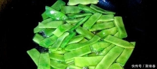 我碰到这菜从不手软,一斤顶20个鸡蛋,20倍牛奶,才卖5块钱3斤