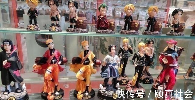 艾斯|一件山寨手办,一笑而过,一堆山寨手办,我勒个去