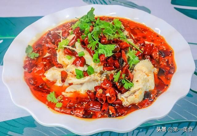 豆腐皮|吃了那么多年草鱼，这才是最好吃的做法，鱼片鲜嫩入味，汤汁浓白