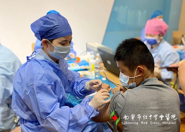 上门服务|南宁市红十字会医院：启动3—11岁儿童疫苗接种上门服务