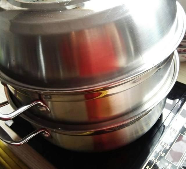 三味馒头,香甜松软,越嚼越香,吃一次还想吃第二次