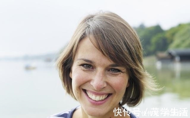 短发造型|短发一点也不中性!展现女性不同的气质,这些发型功不可没!