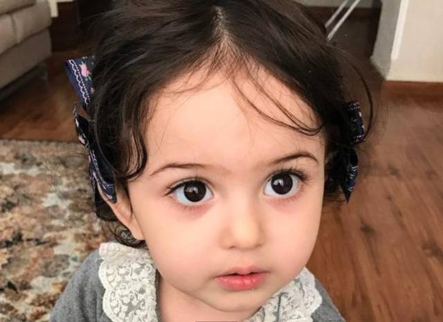 女孩|被称作“最美婴儿”的丹麦女孩,凭借大眼睛吸粉无数,如今长啥样