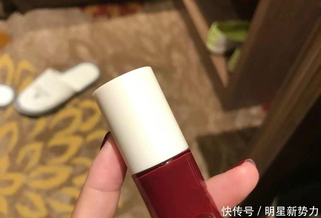 焦糖色|指甲油绚丽多彩的指尖人生!