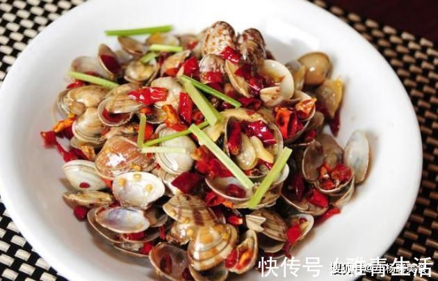 鲜嫩|炒花蛤，一定不能直接焯水，海边人多加一步，花蛤鲜嫩无沙无腥味