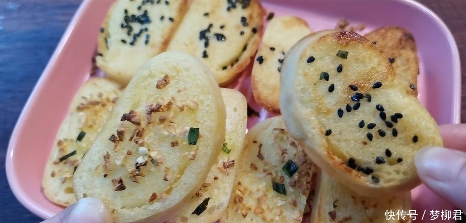  好吃|剩馒头你家都怎么吃呢？快来试试两种做法，绝对好吃