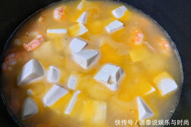  豆腐和它才是一对，简单一煮，汤鲜味美，比喝骨头汤还营养