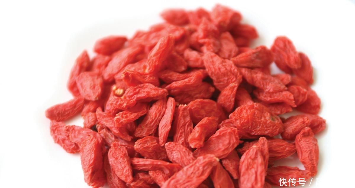 养肝|蒲公英是“天然消防员”,排肝毒、降肝火,但4类人要主动拒绝