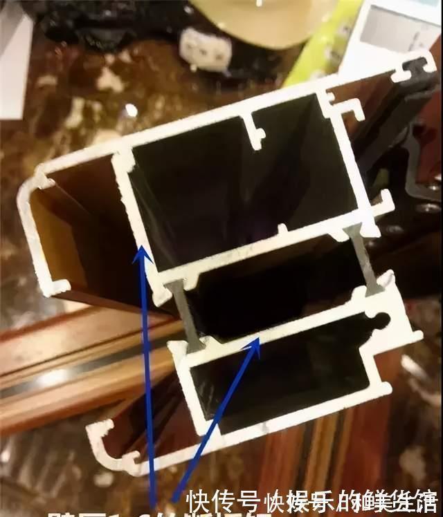 断桥铝合金|封阳台切记不要做这几种窗!我家发现装错,直接让工人拆光拿走!
