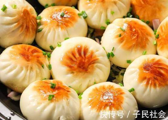 包子|蒸包子最忌直接上锅蒸,谨记3个窍门,包子又香又软不塌陷