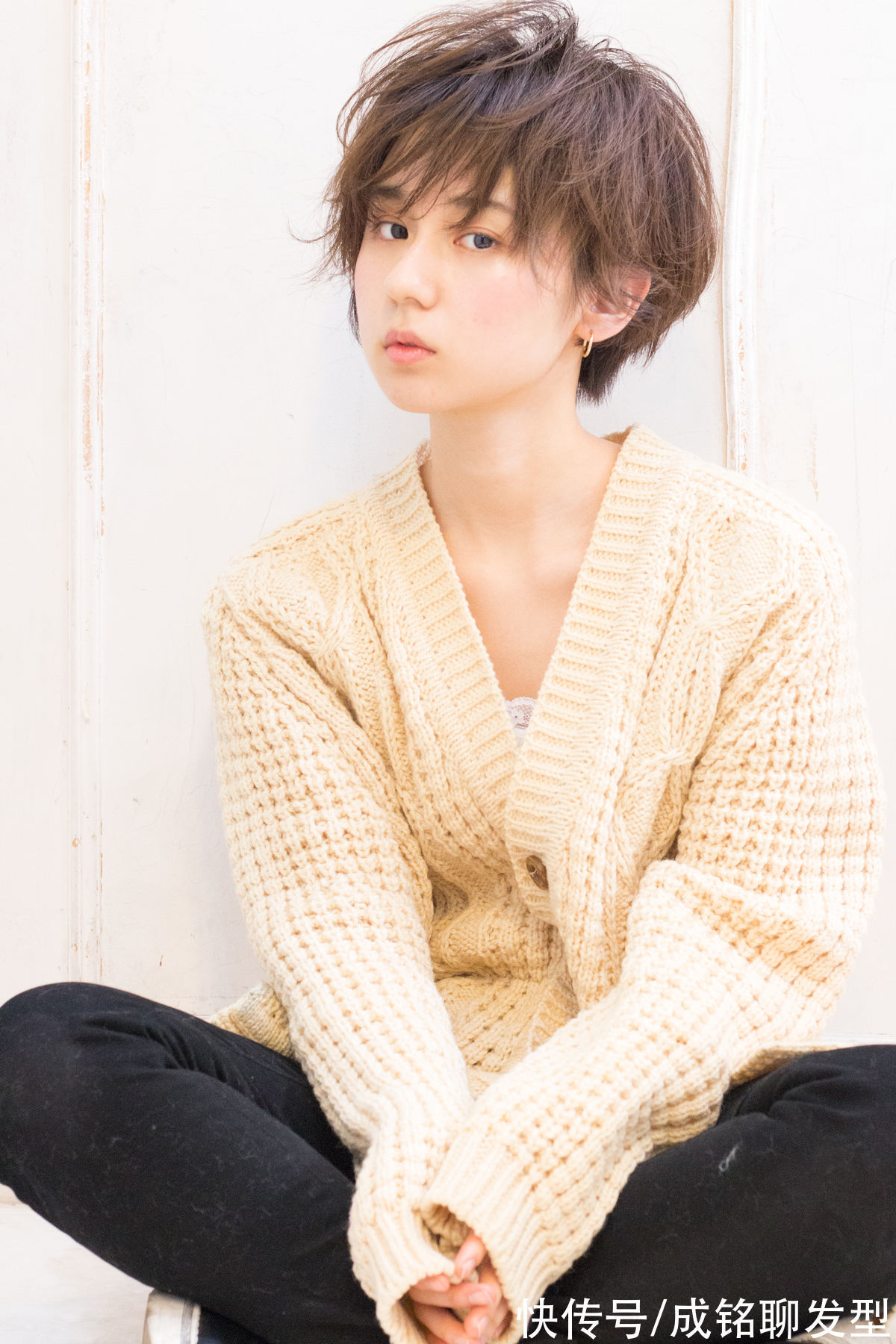 瘦脸 9款适合脸大脸圆女生的发型,时尚减龄又显气质,主要是显脸小