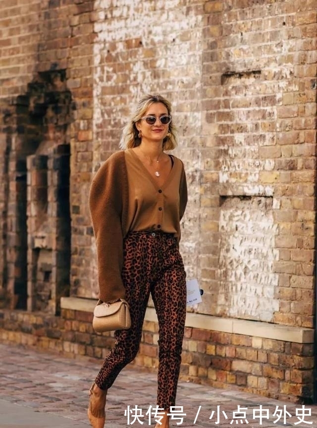 开春百搭又时髦的组合,怎么少得了毛衣+裤装!