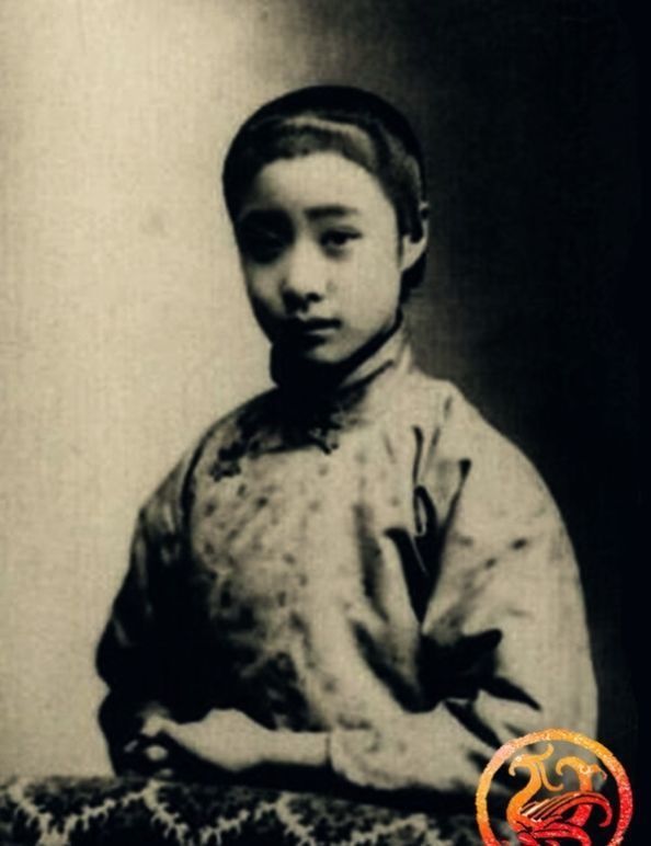 真实|真实的青楼女子老照片大多长相漂亮,却也都是身世凄惨的可怜人