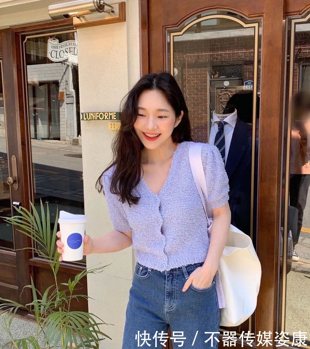 羽绒服|几套小个子女生的羽绒服穿搭,美爆一整冬!