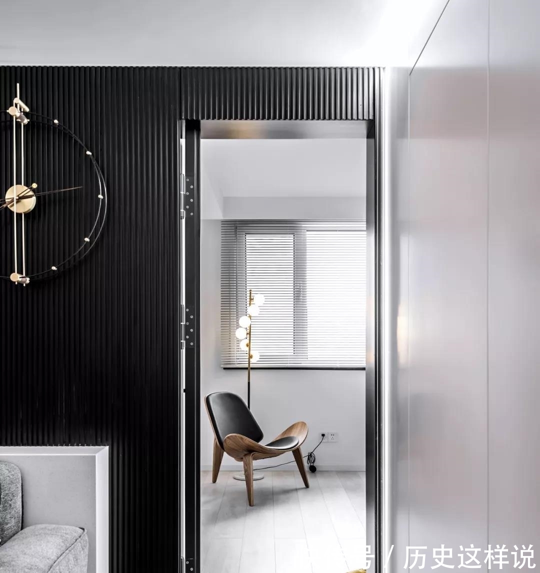 黑白灰|77平两居室户型，现代简约风，时尚又实用（附平面图）