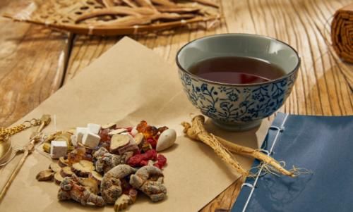 自由散|老中医表示:总是失眠、焦虑、抑郁,多是肝郁脾虚、脾胃不和