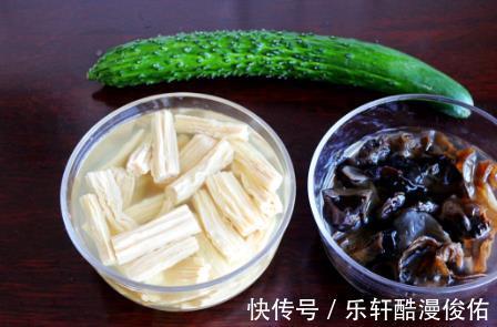 解暑|炎炎夏季，把这3样素菜一起炒，营养清淡，常吃解暑润燥又开胃！