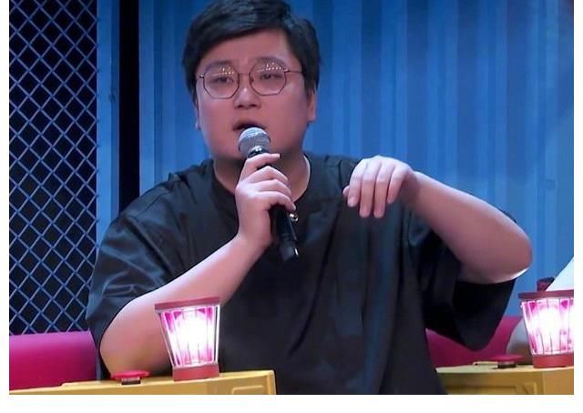 王建国|又把不礼貌当耿直!《脱口秀》宁静屡次冷场被王建国怼,听着真爽