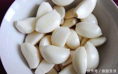 红辣椒|医生肝不好的人,4类蔬菜不能吃,尤其第3个,再喜欢也要忍