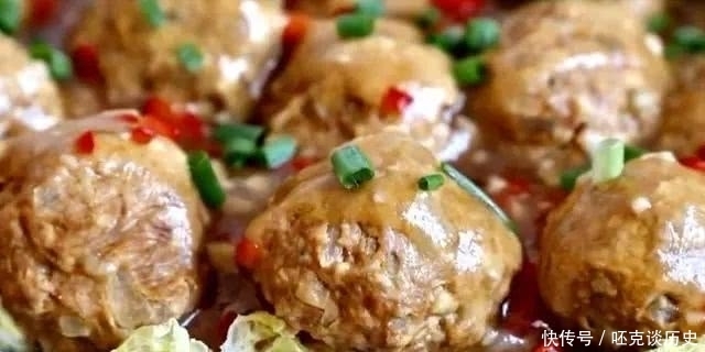 好吃|教你冬瓜丸子的做法,一搅一蒸,口感鲜嫩,咸香多汁,超好吃!