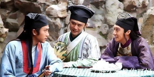 传统节日$上联 天上月圆, 人间月半, 月月月圆逢月半! 才女的下联非常经典!