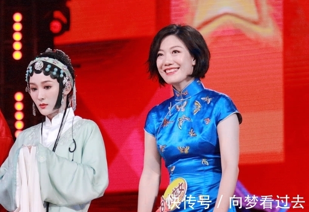 星光大道冠军近况凄凉,街头卖唱仅数人围观,曾和李谷一春晚合唱