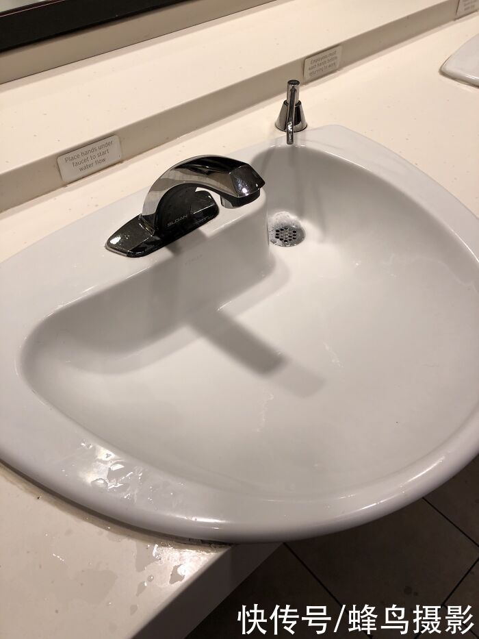 排水管|65个活久未见的设计,一战纪念碑是一家人的“合影”,但缺一个人